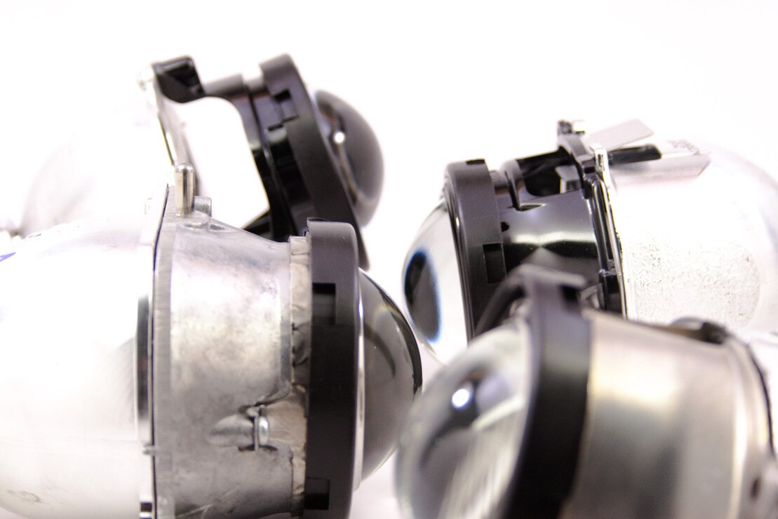 Shroud centric rings for 2,5 projectors Shroud centric rings for 2,5 projectors