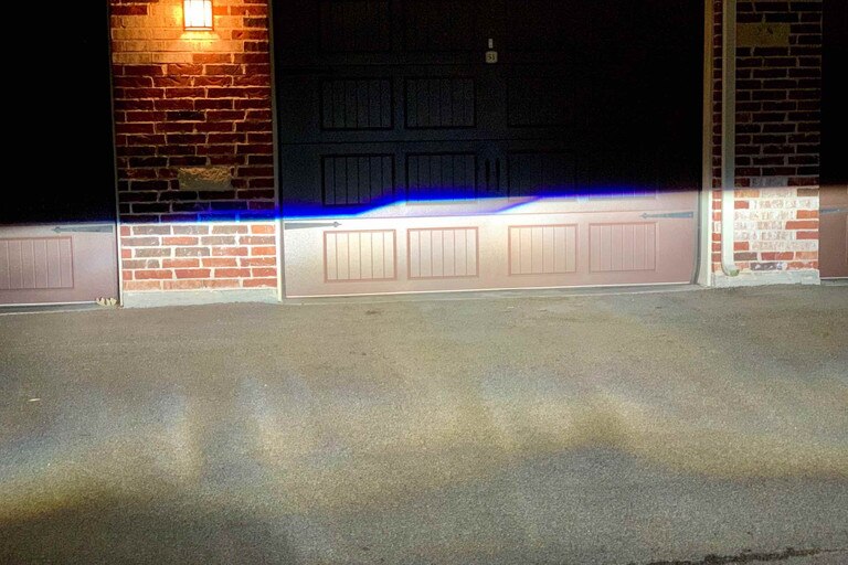 D3S: Xenarc 66340 Night Breaker Laser 4200K HID B23