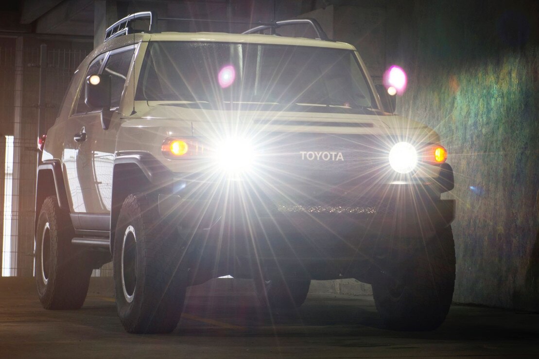H4 Dual Beam Bulbs H4 Hi/Lo Beam Bulbs For Toyota FJ Cruiser 2007-2014